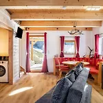 Haus Glueckswiese 別荘 Großhartberg